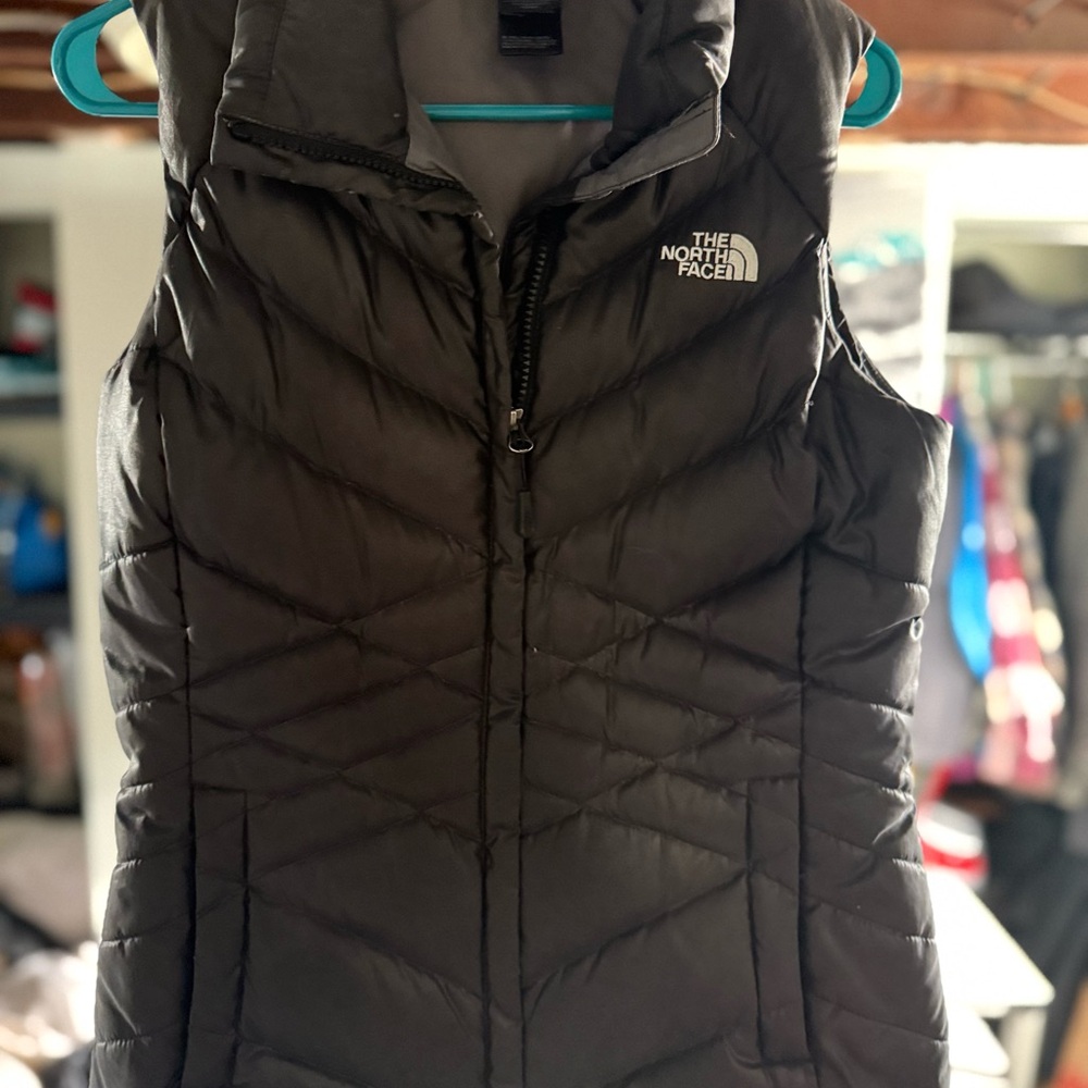 The North Face Women's Black Puffer Vest